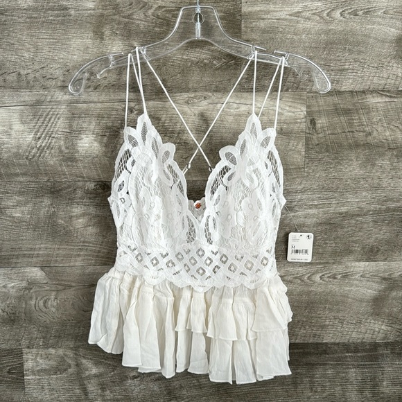 Free People NWT Adella Cami Lace Tank Ruffled Top with adjustable Straps. - Picture 6 of 14